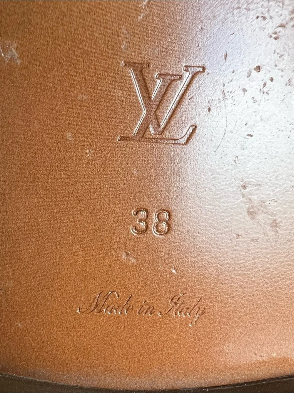 LOUIS VUITTON Starboard Flat Thong Sandal in Blue Monogram Denim ๐ Size 38 - Picture 11 of 16
